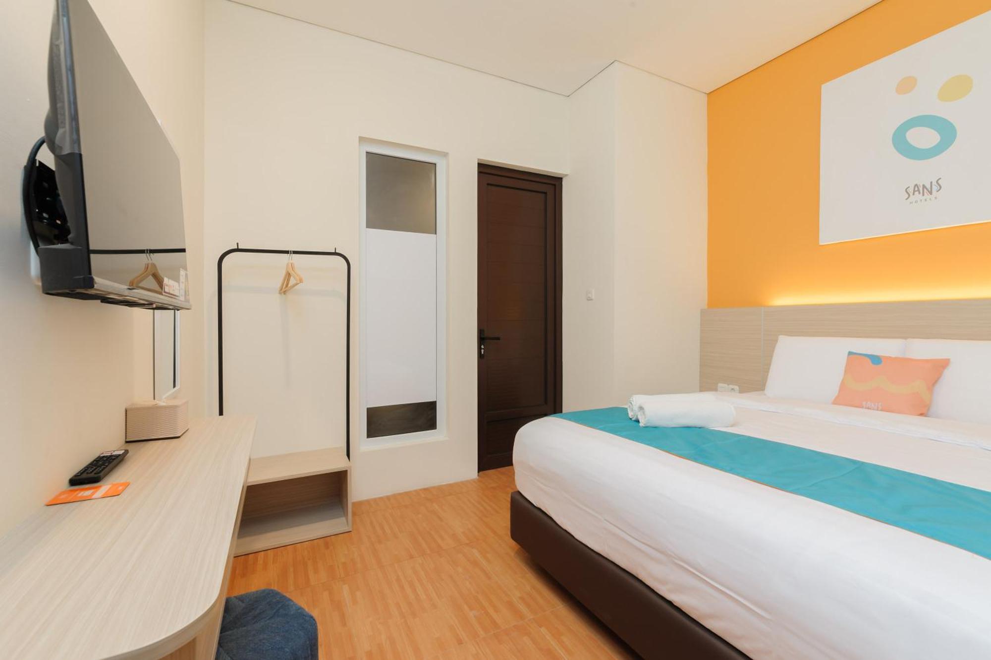 Sans Hotel Tajur Bogor Bantarkamang Exterior photo